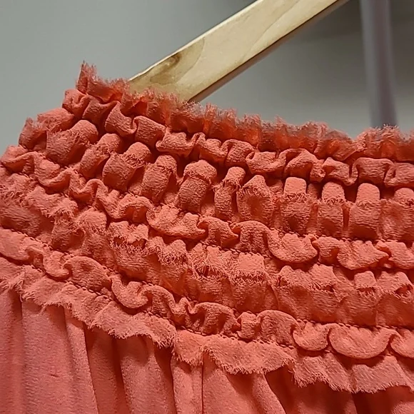 NWOT. WHBM Blouse Size XXS - Picture 3 of 7